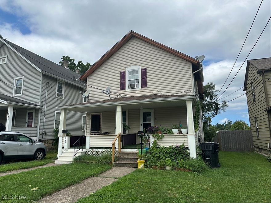 Check out these two duplexes that are on the same parcel and for sale together! 3 of 4 units are currently occupied. The current rents are $850 (until 6/20/25) + Vacant + $770 (until 2/28/25) + $975 (M2M). All units have newer furnaces! Tenants pay all utilities as all units are metered separately. This 8-bed 4-bath property would make a great turnkey addition to anyone's portfolio!
