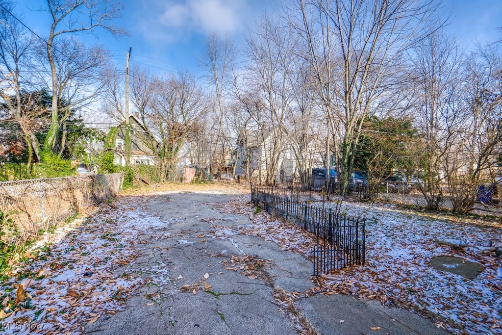 G M & Hicks & H C Kings - Residential