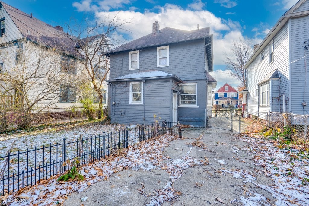 G M & Hicks & H C Kings - Residential