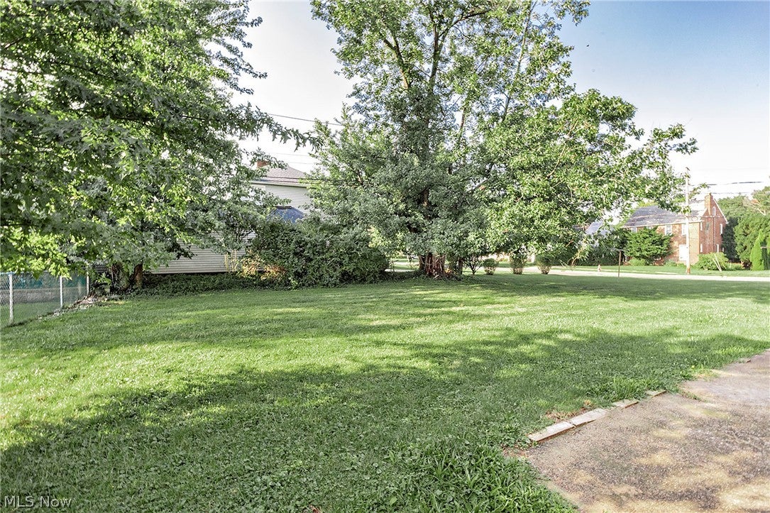 22750 Fairlawn Drive