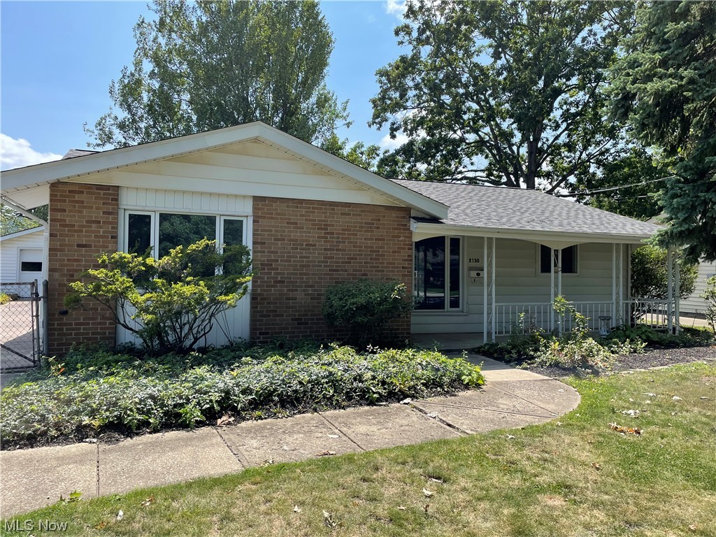 This Homewood Ranch is already for you to move right into. It has new flooring and is all freshly painted. Features 3 bedrooms and one and a half baths. Off the back of the house you'll find a 14 x 17 sunroom. Also has a 2 car detached garage and a very nice sized lot. Don't miss out! This one is priced to sell! Look at it today!