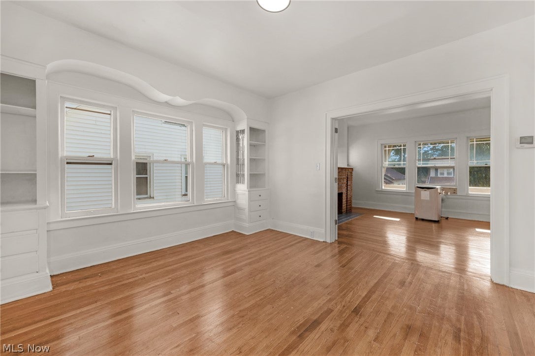 2200-2202 Wyandotte Avenue 2202