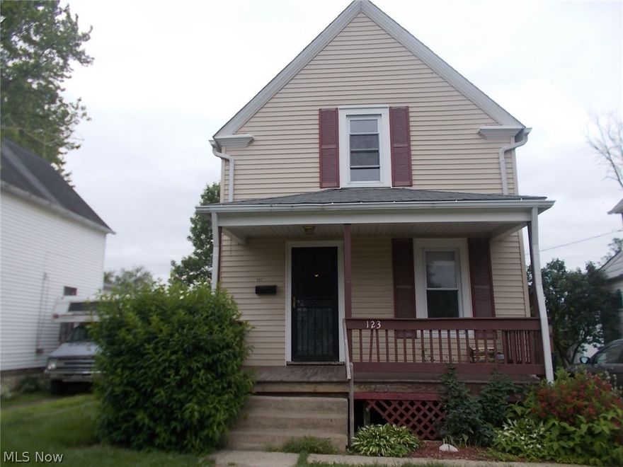 Cozy 2 bedroom home.  Furnace and hot water tank under 5 years old.  Bonus room behind the kitchen that can be used as additional kitchen space or large pantry.  Could even possibly be converted into a first floor laundry room.  Both bedrooms are on the 2nd floor and have ceiling fans.  The backyard features a nice size deck and is fully fenced in.