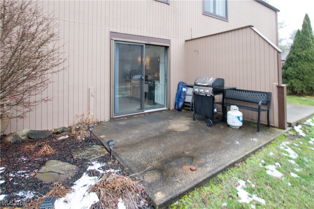 Lake Falls Condo - Residential