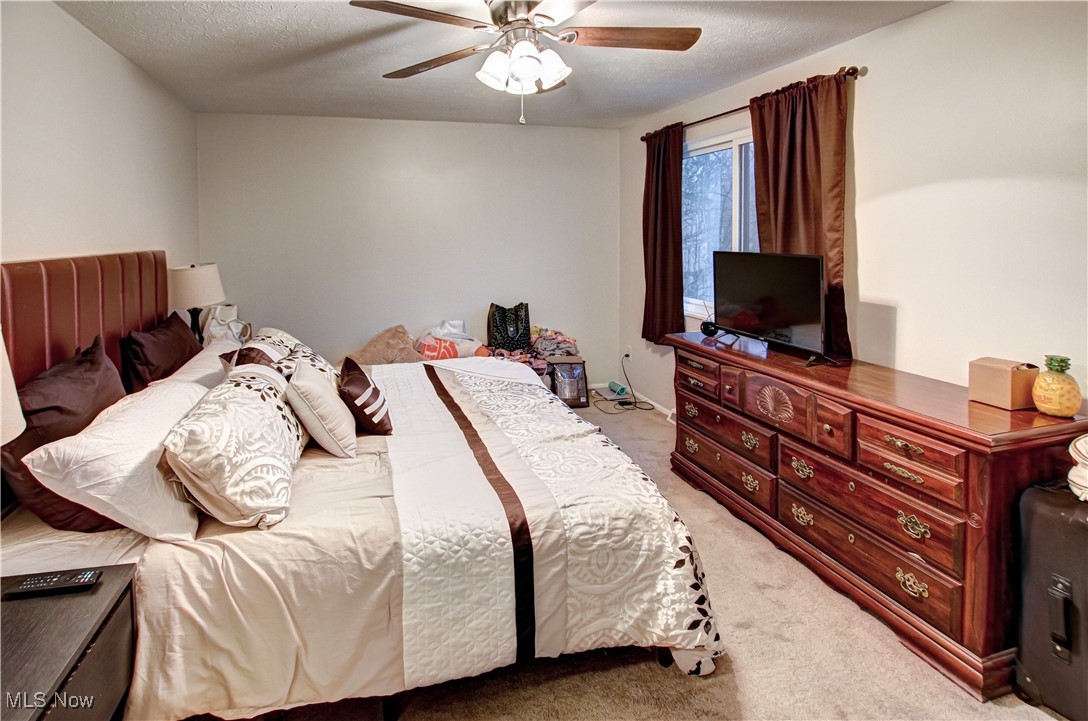 Lake Falls Condo - Residential