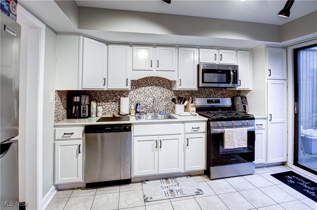 Lake Falls Condo - Residential