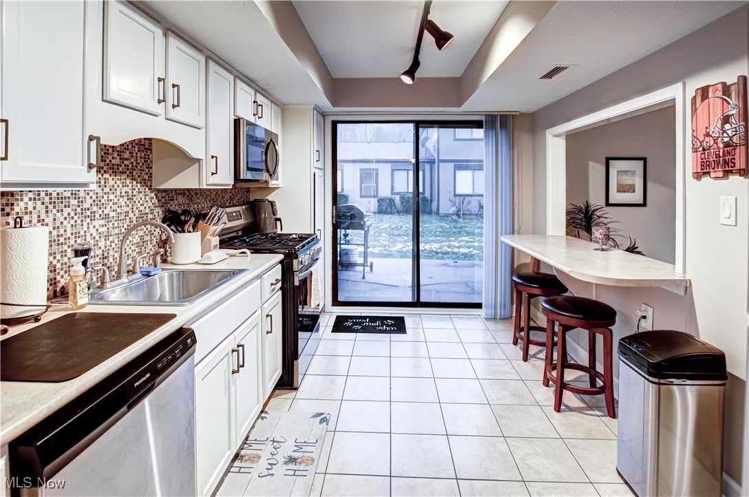 Lake Falls Condo - Residential