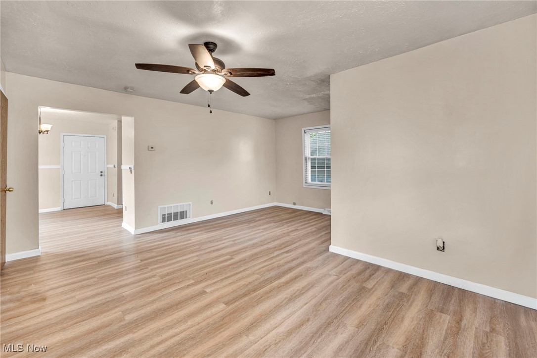 8620 Bicentennial Place, Cleveland, Ohio image 8