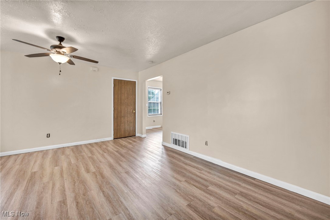 8620 Bicentennial Place, Cleveland, Ohio image 9