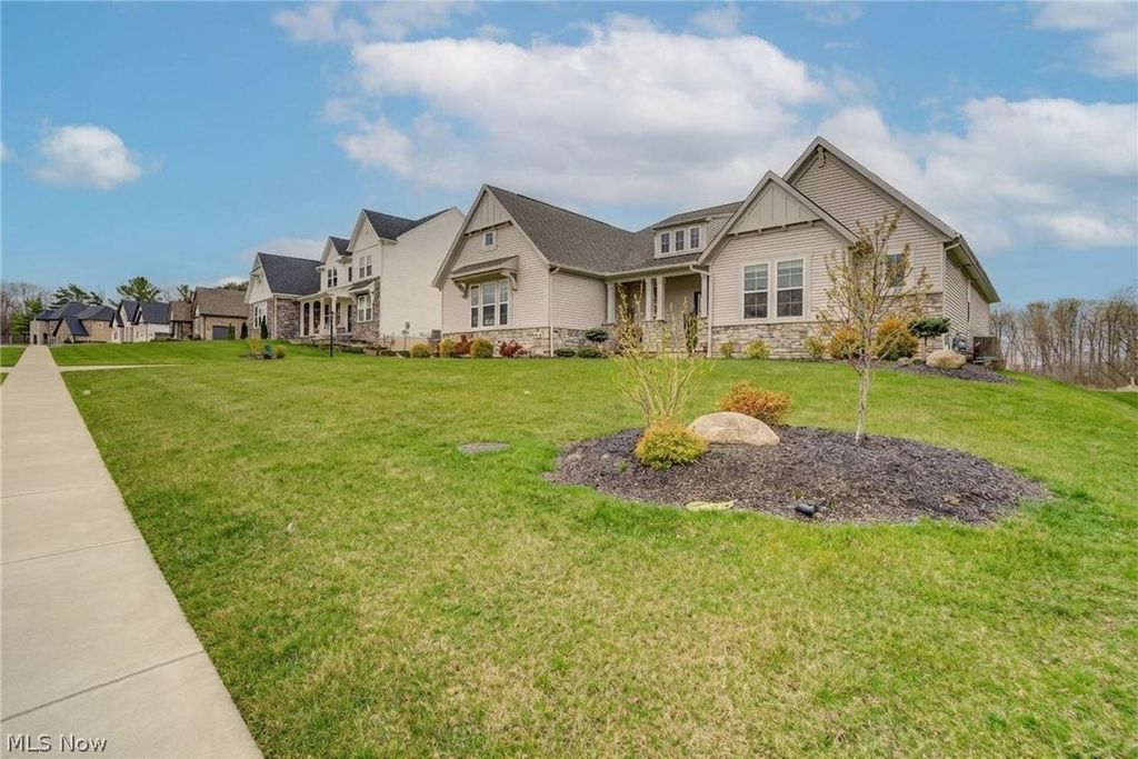 Photo of 2848 Galway Drive, Brunswick Hills, OH 44212 (MLS # 5194141)