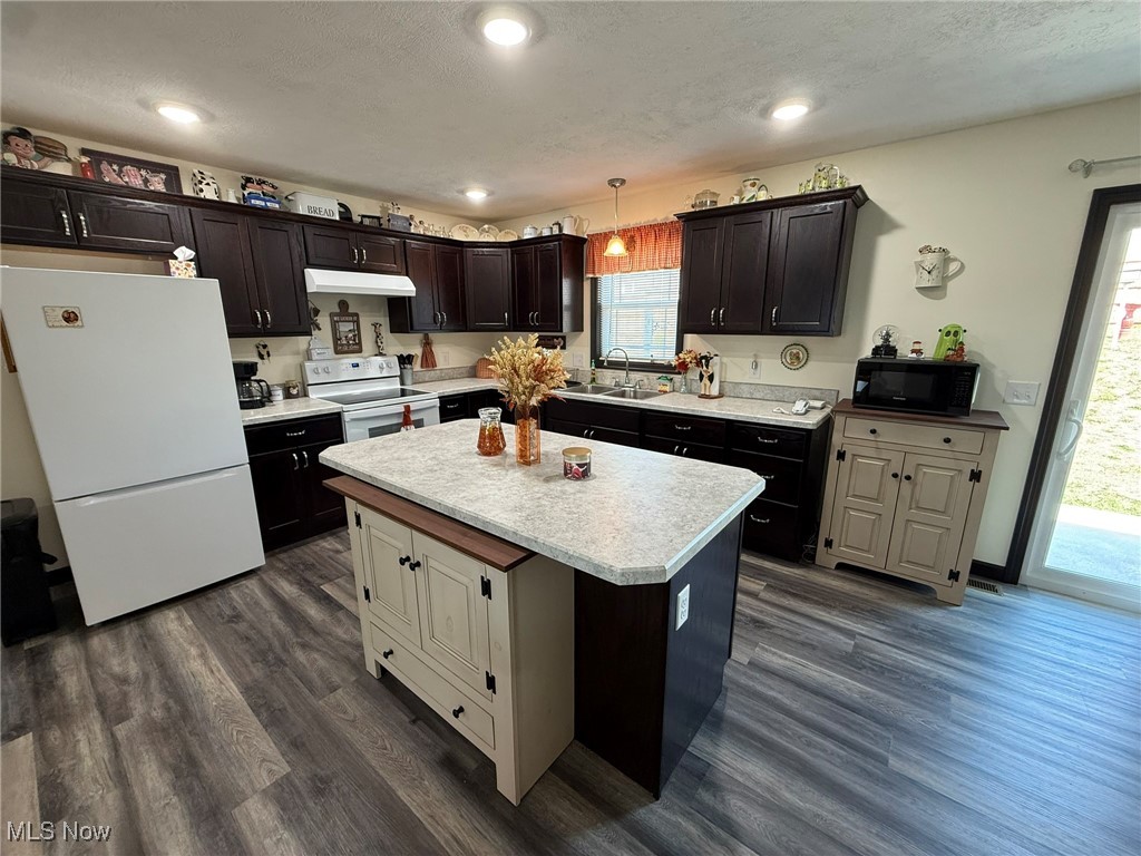 Holly Heights - Residential