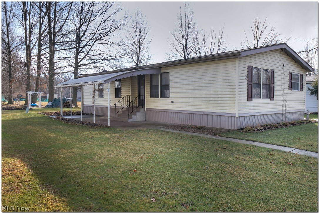 COLUMBIA PARK IS A 55 AND OLDER CONCEPT OF LIVING. Gatehouse managed entrance. On site Management! Walking path/Dog Walking Path, Shuffleboard, bocce Ball, Library, Crafts, Social Hall and daily scheduled activities. This home is a spacious 3 bedroom 1.5 bathroom and offers a lot of natural light. All applicants staying. Newer carpeting, kitchen flooring, remodeled bathroom. Furnace is 2009, Hot water tank is 2017. There is a lovely side patio area, several storage sheds and a car port that complete this property
Columbia Park is proud to offer a variety of amenities to our residents. Some of our site amenities include:
Manned Gatehouse Entry
Clubhouse with Planned Community Events
Shuffleboard Court