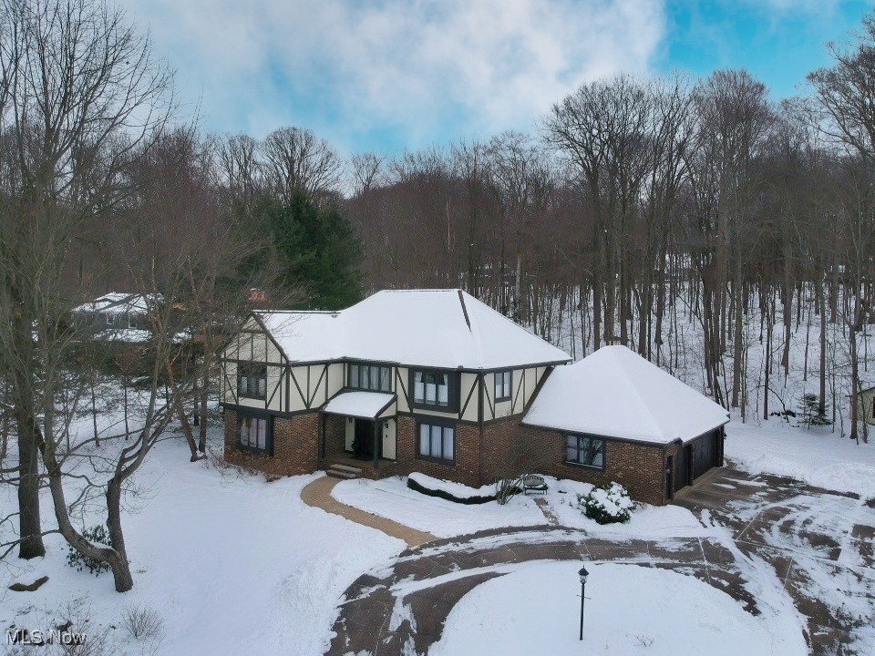 18777 Rivers Edge Drive, Chagrin Falls, Ohio image 2