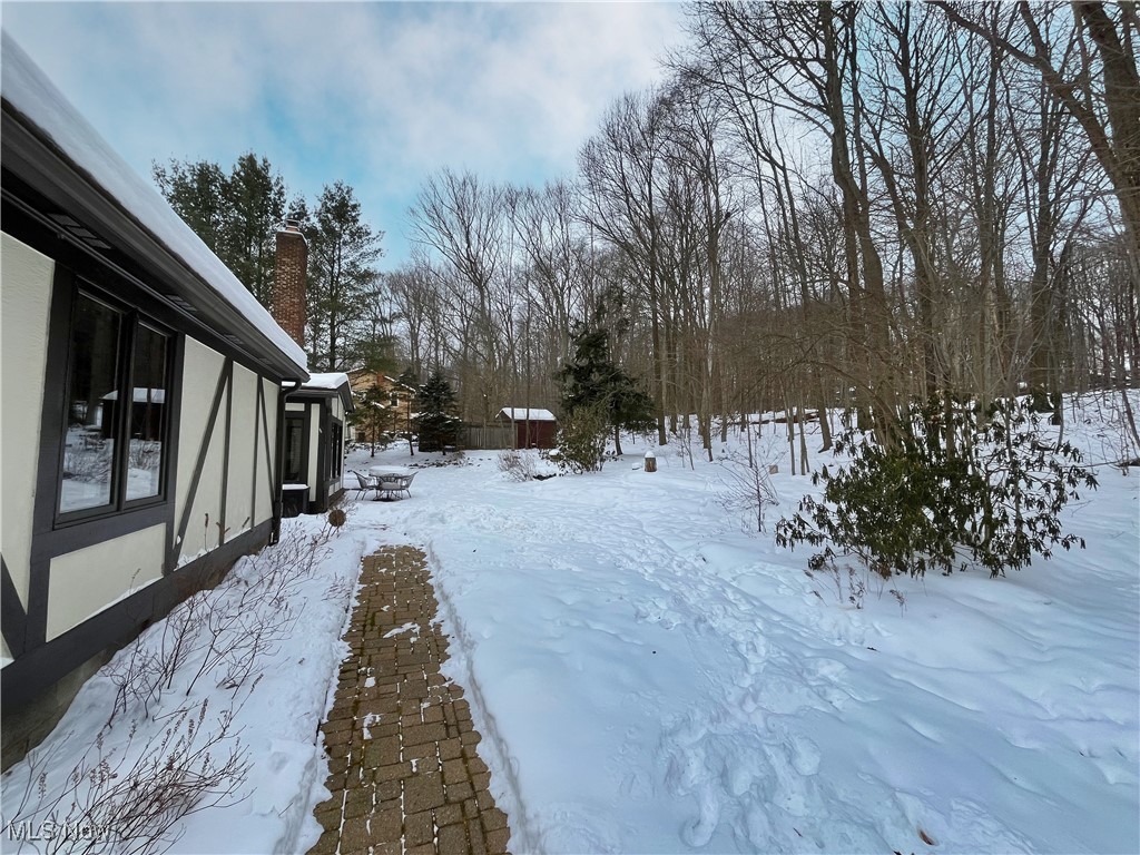 18777 Rivers Edge Drive, Chagrin Falls, Ohio image 3