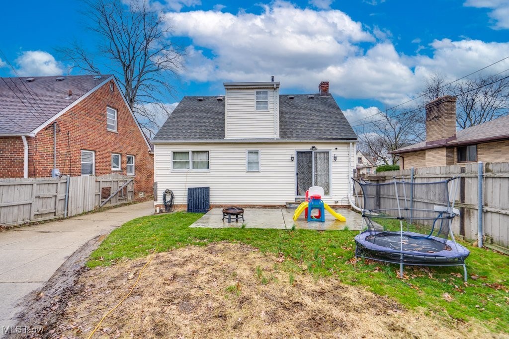 5811 Belmere Drive, Parma, Ohio image 6