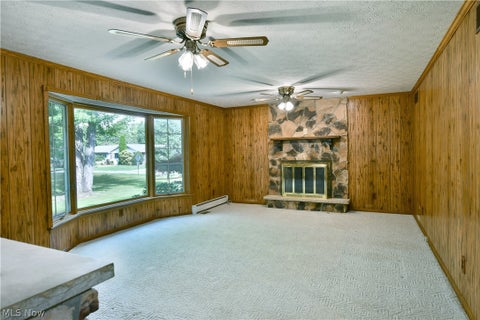 Tiny photo for 211 Fox Run, Cortland, OH 44410 (MLS # 5240234)