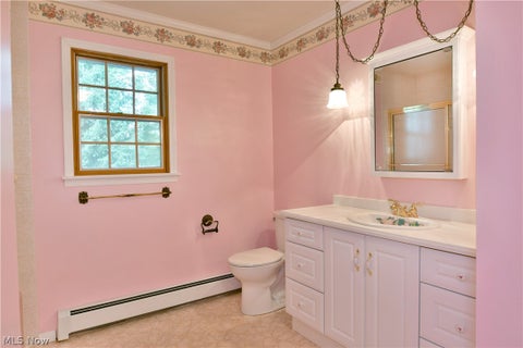 Tiny photo for 211 Fox Run, Cortland, OH 44410 (MLS # 5240234)
