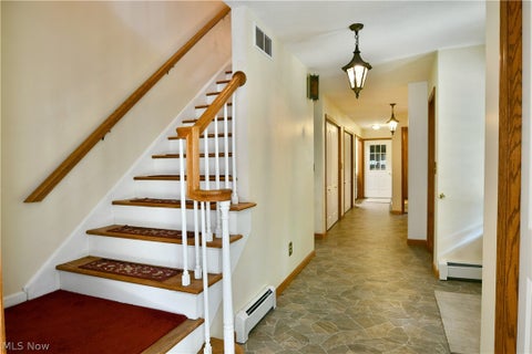 Tiny photo for 211 Fox Run, Cortland, OH 44410 (MLS # 5240234)