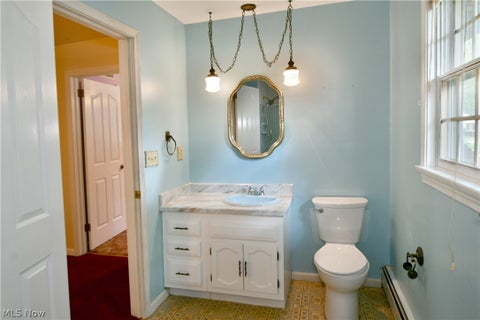 Tiny photo for 211 Fox Run, Cortland, OH 44410 (MLS # 5240234)