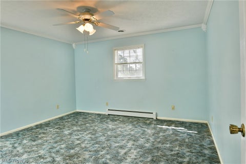 Tiny photo for 211 Fox Run, Cortland, OH 44410 (MLS # 5240234)