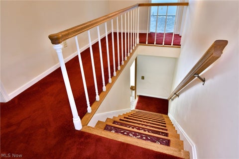 Tiny photo for 211 Fox Run, Cortland, OH 44410 (MLS # 5240234)