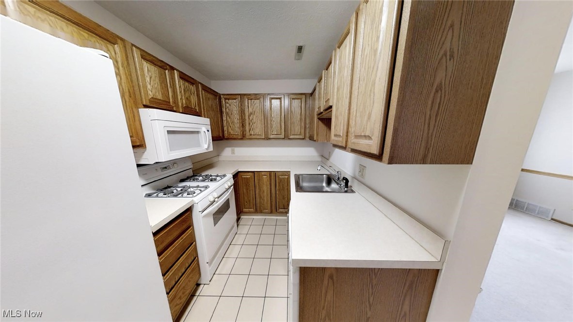 Kings Path Condo - Residential