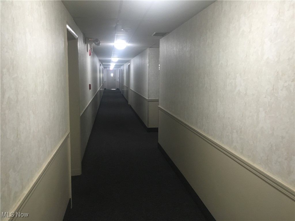 Photo of 25735 Lorain Road #121, North Olmsted, OH 44070 (MLS # 5177111)