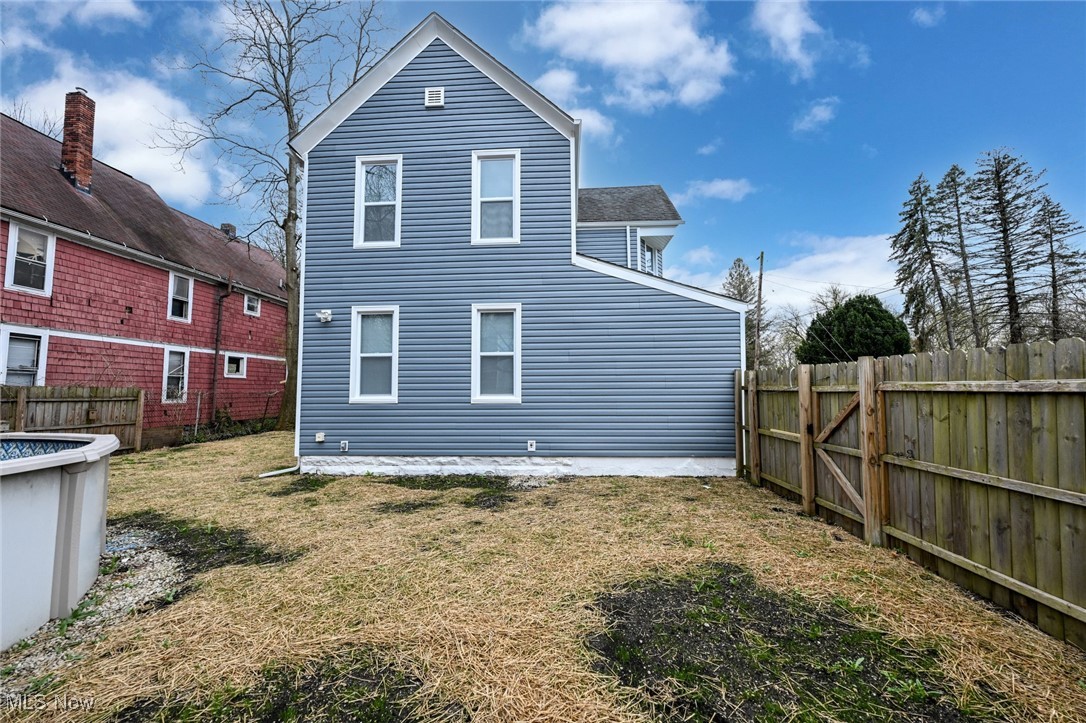 138 Shelby Avenue, Akron, Ohio image 40