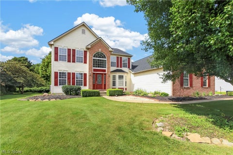 Homes For Sale - 5166 Weatherstone Drive<br/> Lorain County, North Ridgeville, OH 44039