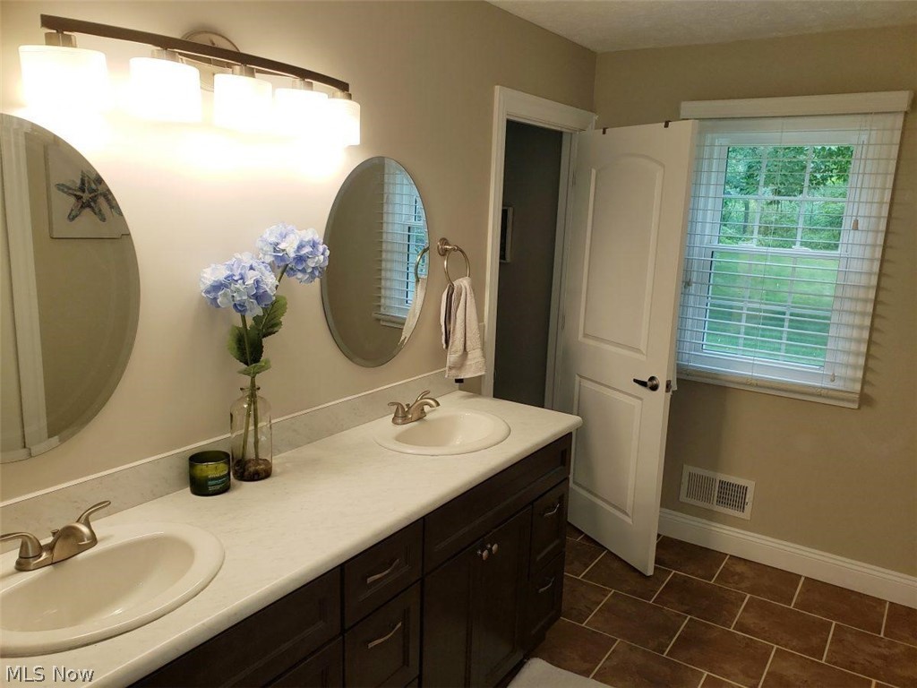 Silver Fox - Residential