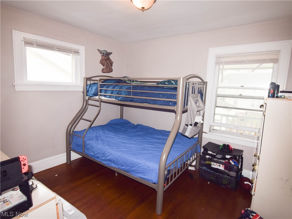 Laura E Sladden - Residential