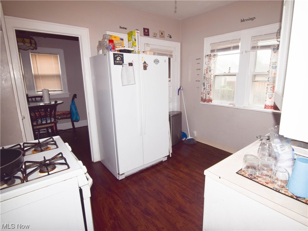 Laura E Sladden - Residential