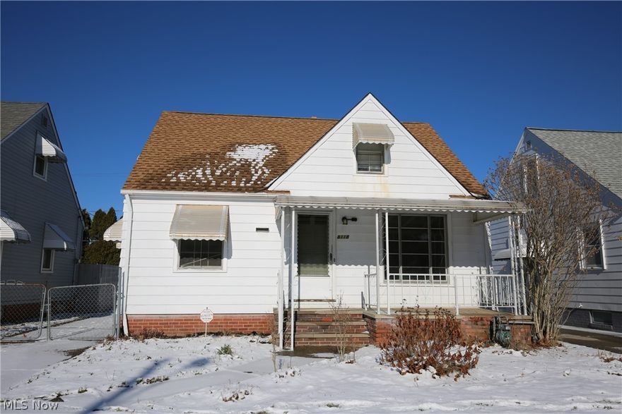 Roof replaced 2006
Furnace replaced 2010

AS IS FIRM !!