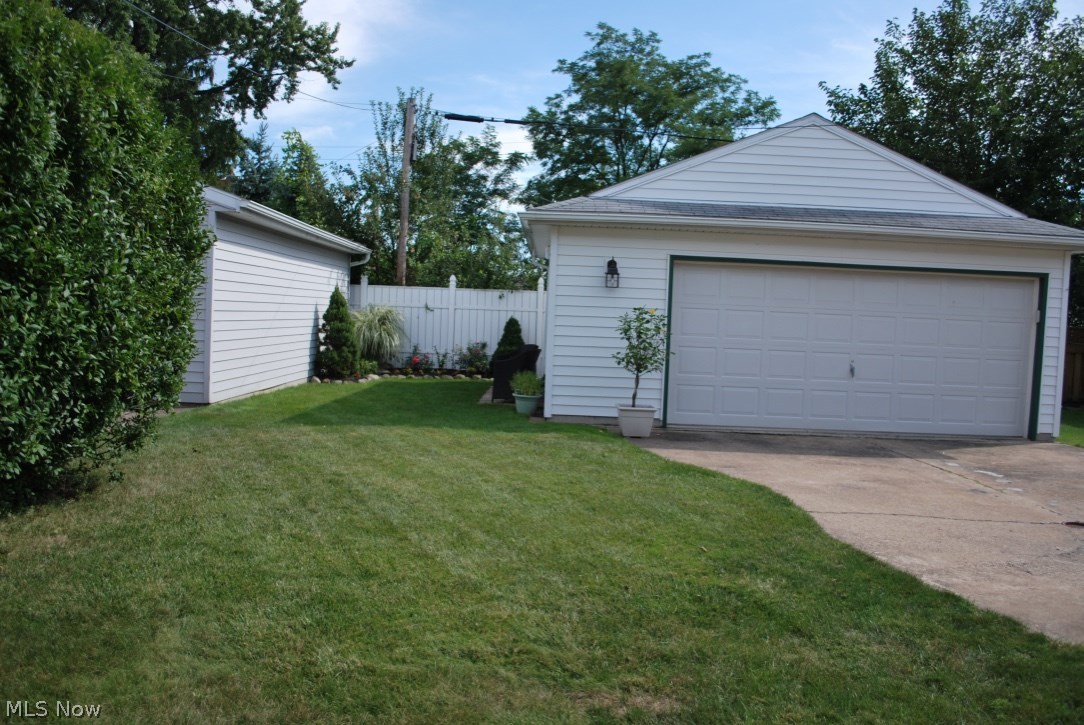 S H Kleinman Realty Cos Carlt - Residential