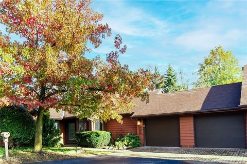 25816 Fairmount Boulevard Beachwood OH 44122