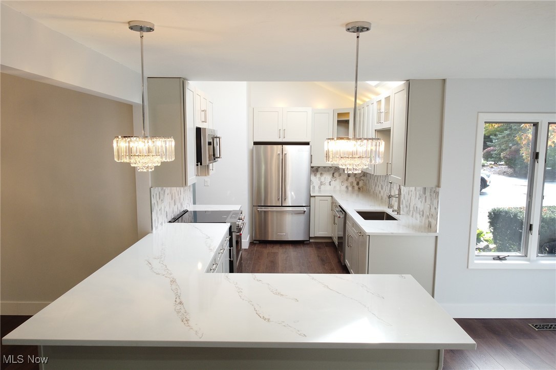 25816 Fairmount Boulevard