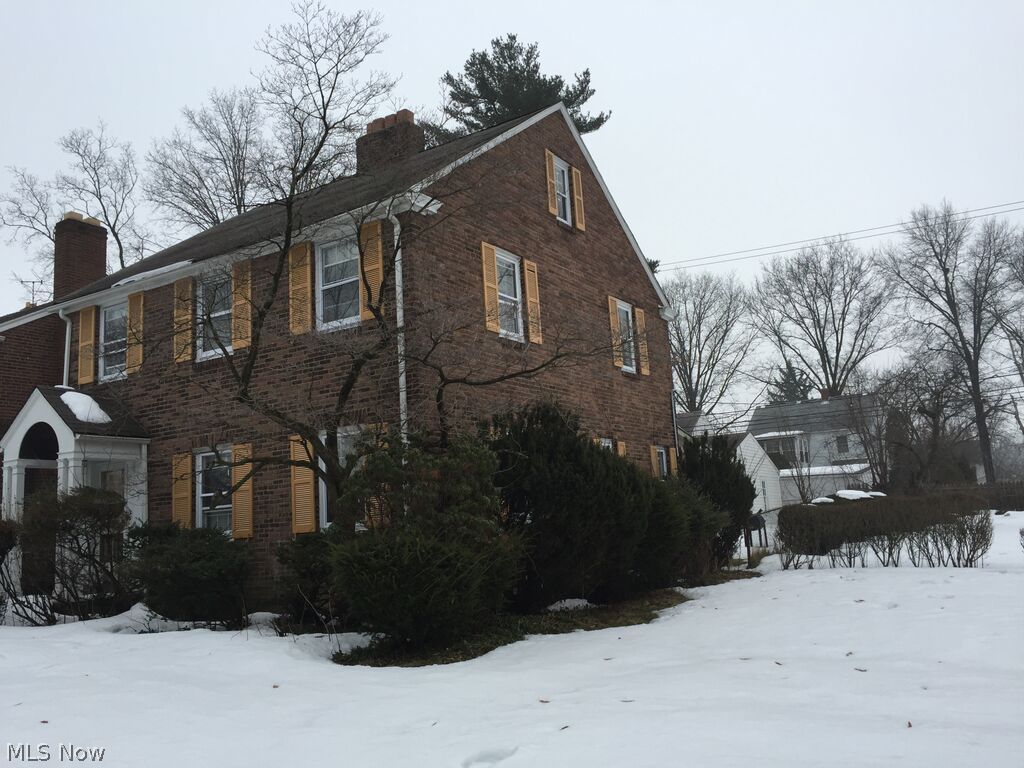 Van Sweringen Cos 21 - Residential Lease