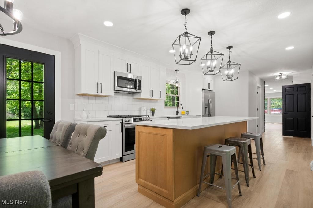 Medina, Ohio 44256, United States, 4 Bedrooms Bedrooms, ,4 BathroomsBathrooms,Residential,Active,172874