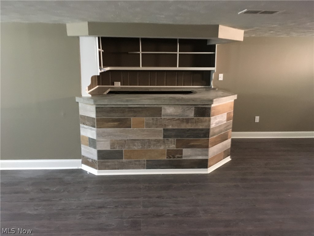 Park Estates Cos Turney Hlnds Su - Residential