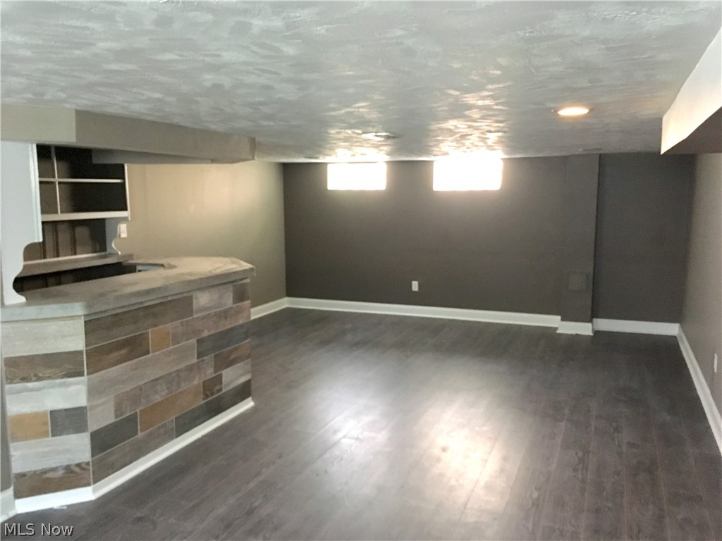 Park Estates Cos Turney Hlnds Su - Residential