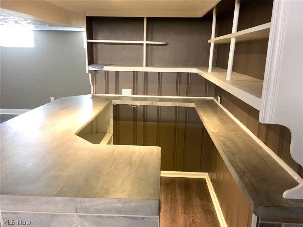 Park Estates Cos Turney Hlnds Su - Residential