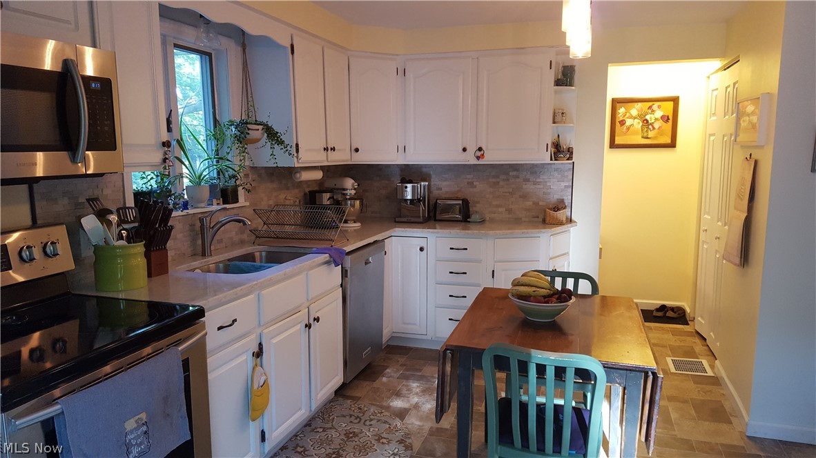 Normal Hill Add - Residential Lease