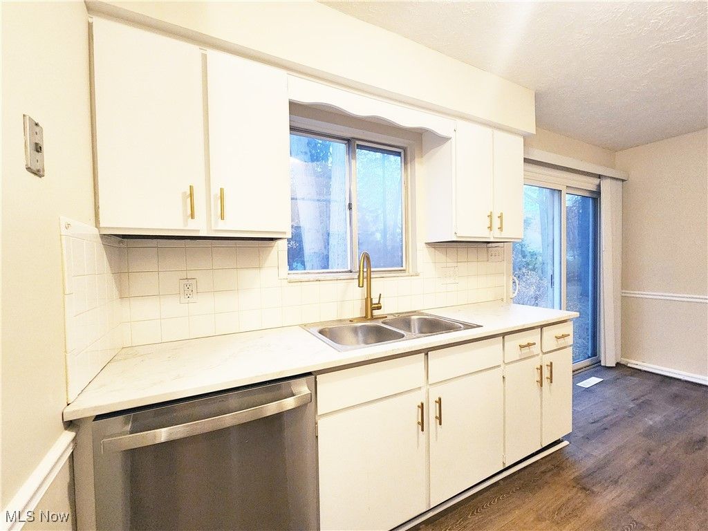 Photo of 3780 Osage Street, Stow, OH 44224 (MLS # 5178252)