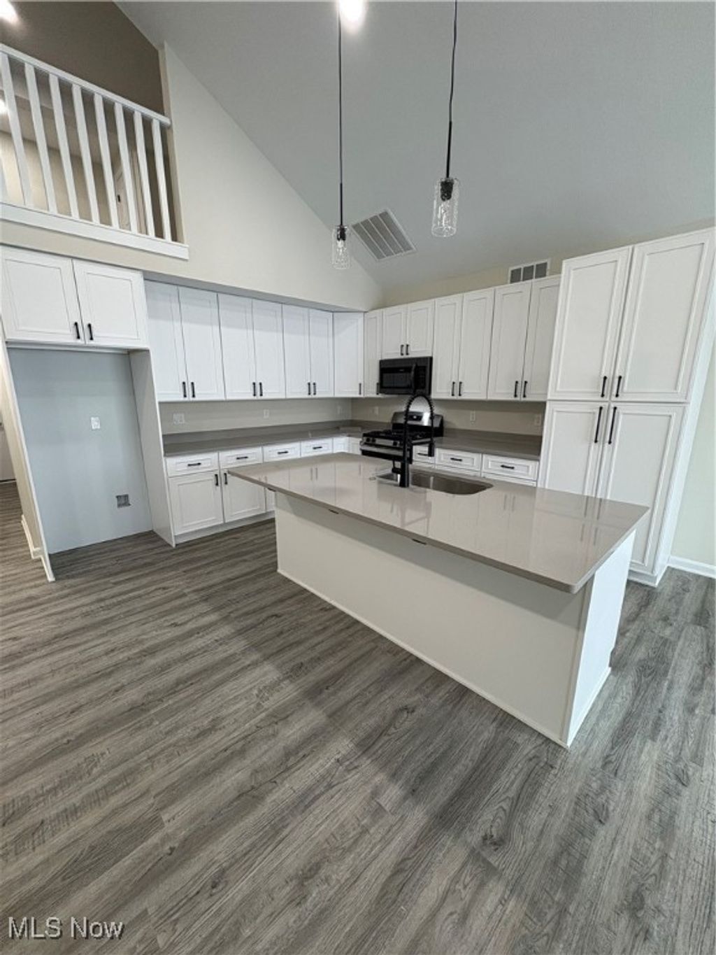 Photo of 574 Thrush Drive, Roaming Shores, OH 44084 (MLS # 5175156)