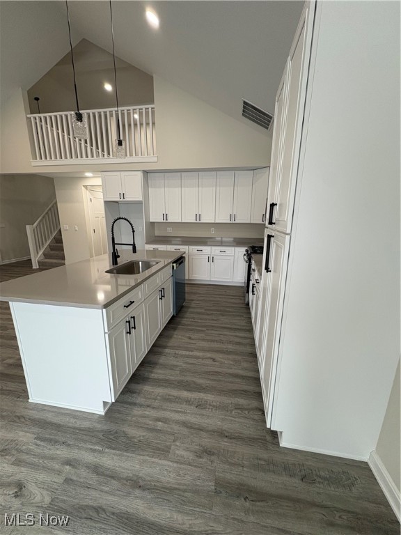 Roaming Rock - Residential