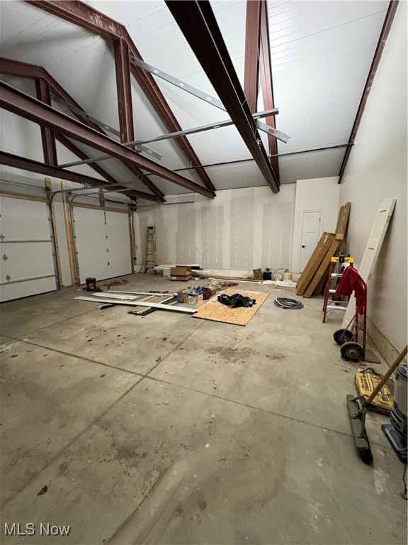 Roaming Rock - Residential