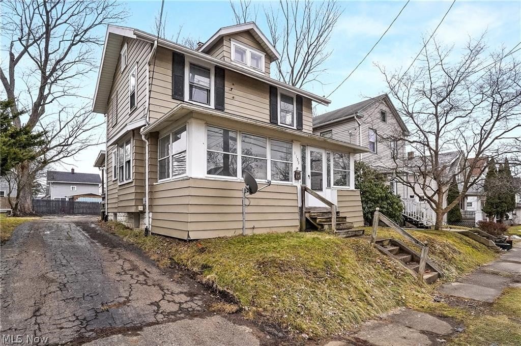 Photo of 1155 Big Falls Avenue, Akron, OH 44310 (MLS # 5221309)