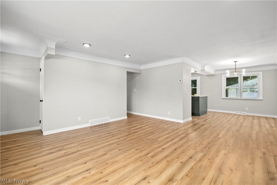 3815 Spencer Road