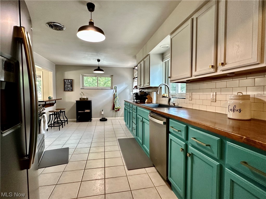 Hillsdale Adn - Residential