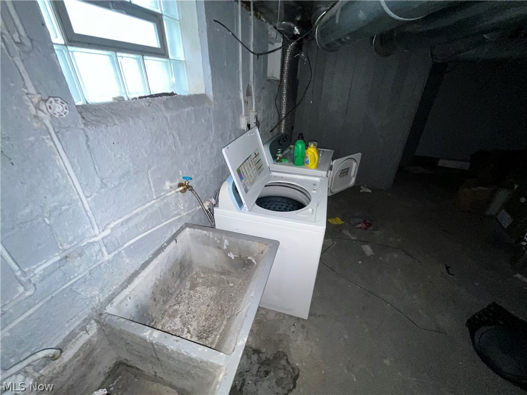 Brugge Farms - Residential Income